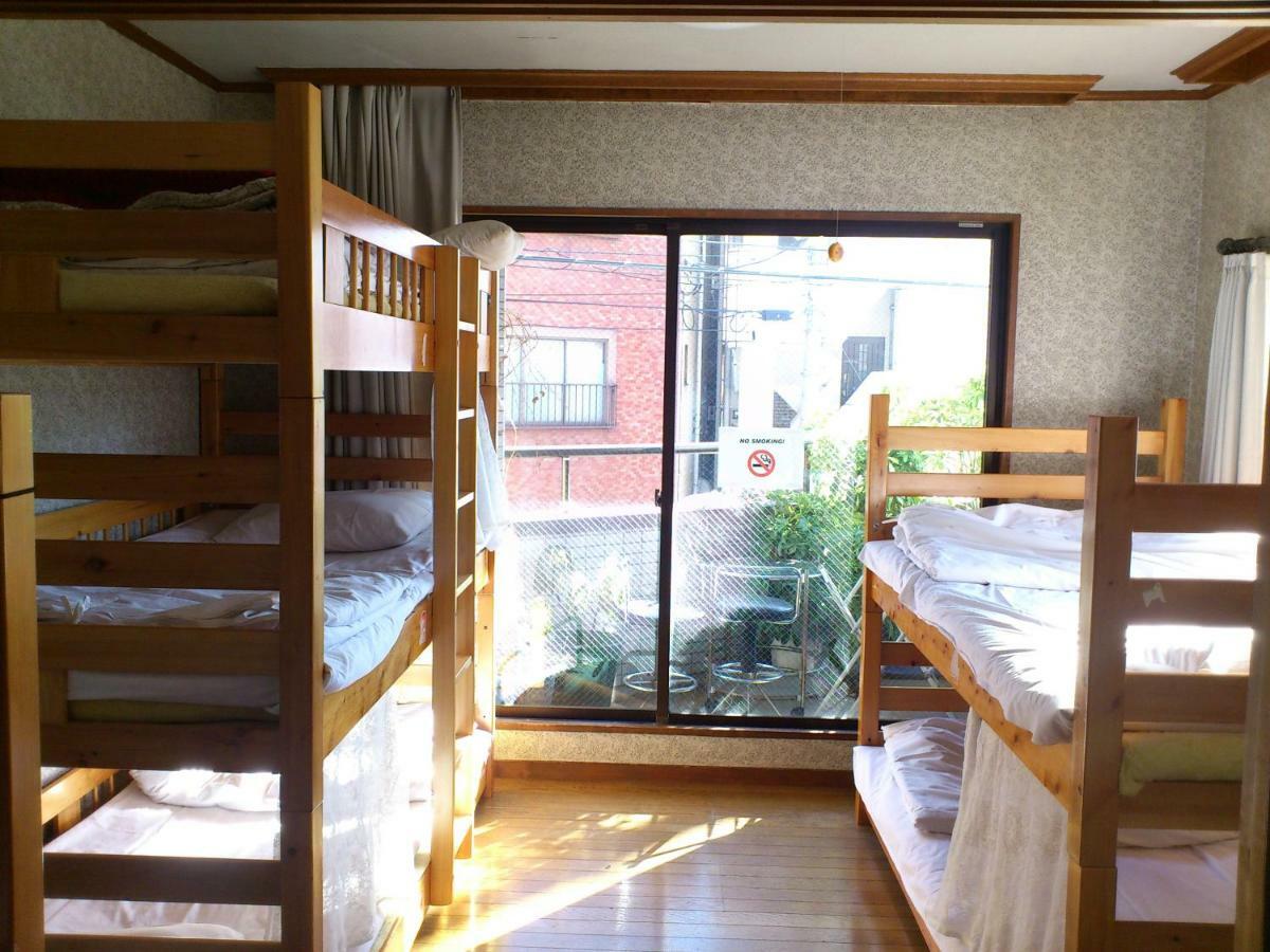 Family & Bakpak Tokyo Hostel Room photo
